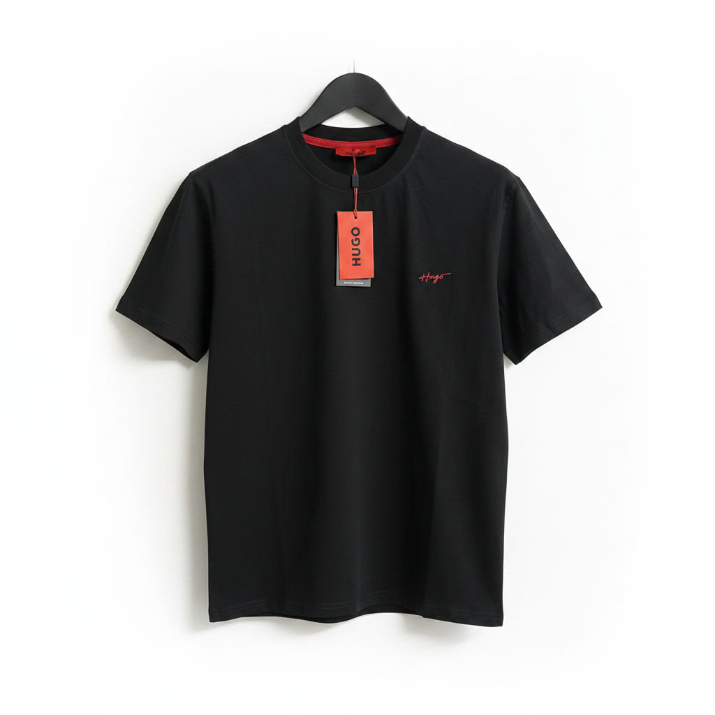 Tricou premium Hugo negru cu logo roșu brodat, fundal alb